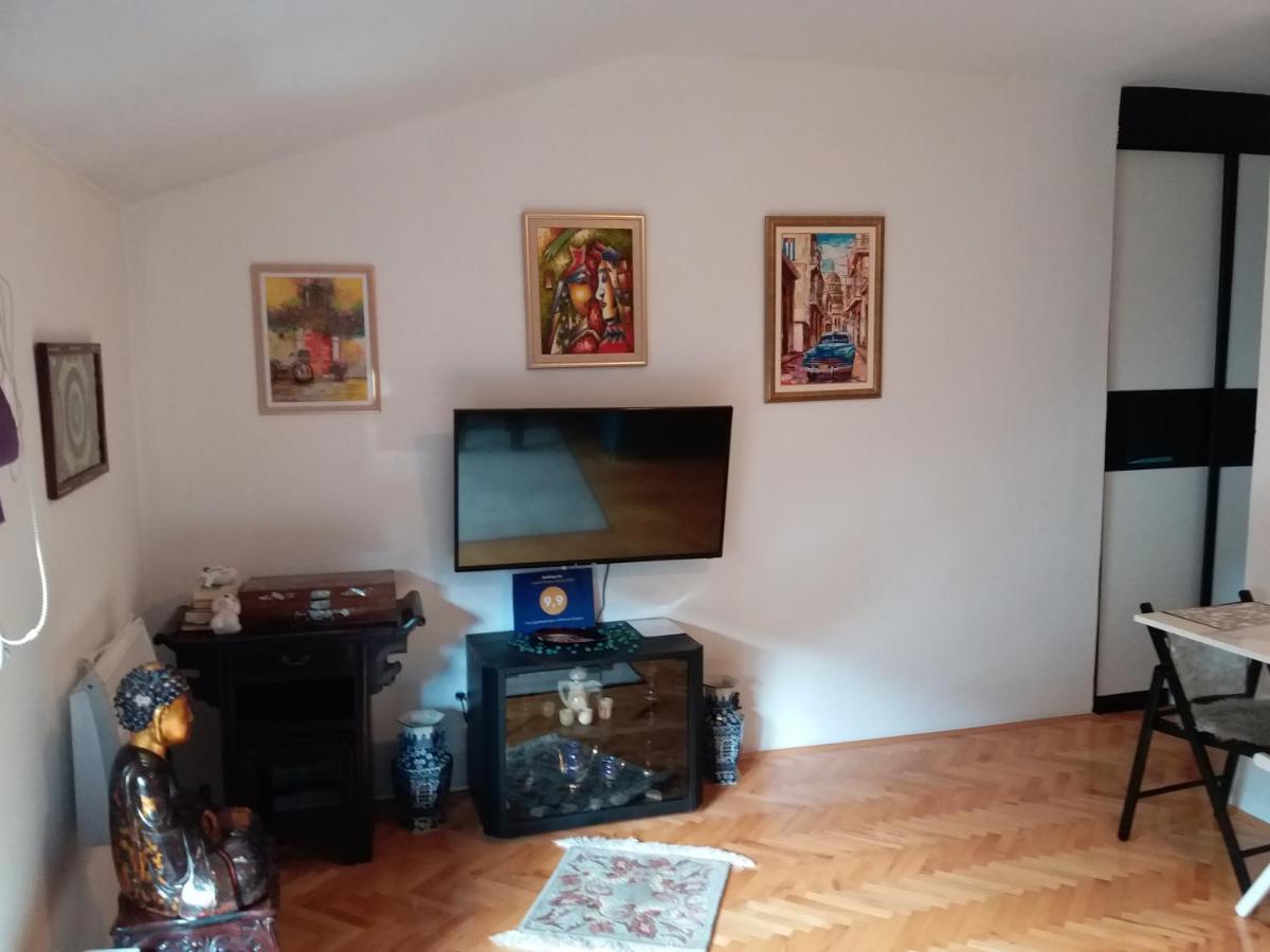 Cozy Apartment Aya In Old Town Сараево Екстериор снимка