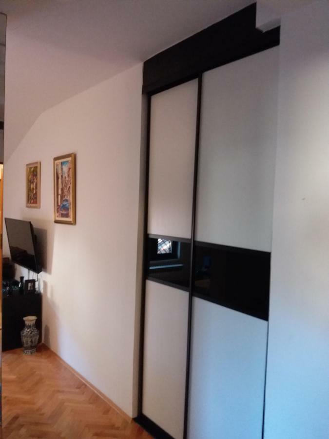 Cozy Apartment Aya In Old Town Сараево Екстериор снимка